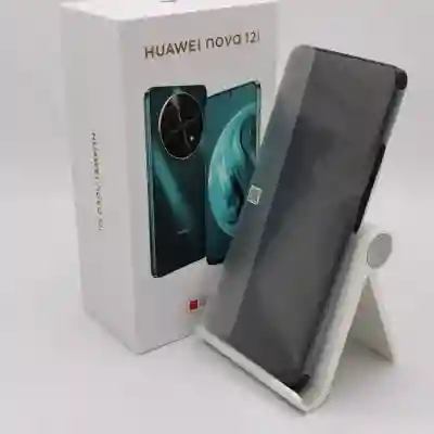 Huawei Nova 12i