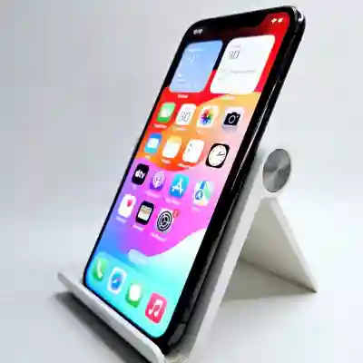 Apple iPhone XS
