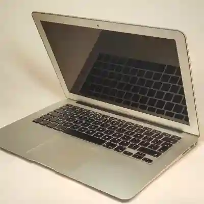 Apple Macbook Air 2015 A1466