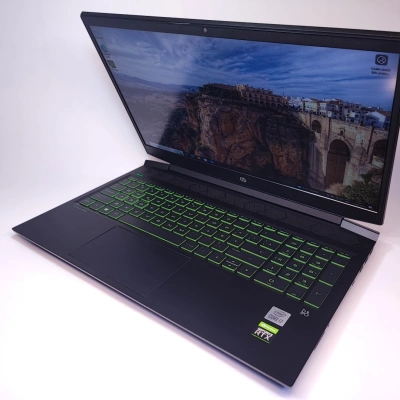 HP Pavilion 16-a0061nq