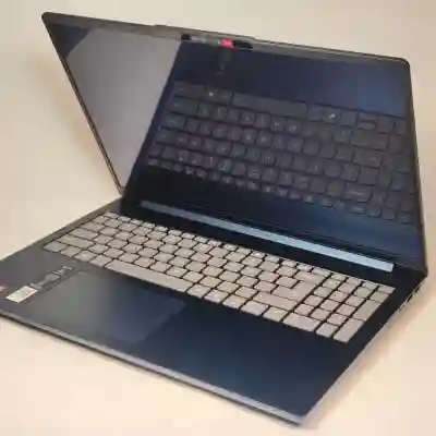 Lenovo IdeaPad Slim 5 16AKP10