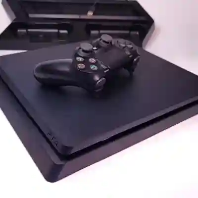 PS4 Slim
