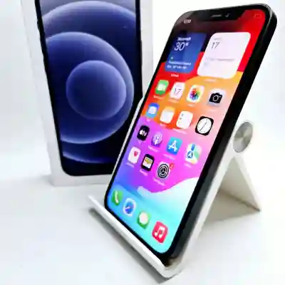 Apple iPhone 12