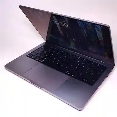 Macbook Pro 14 2023 A2918