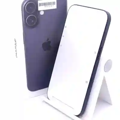 Apple iPhone 16