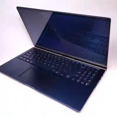 Asus ZenBook UX534FA